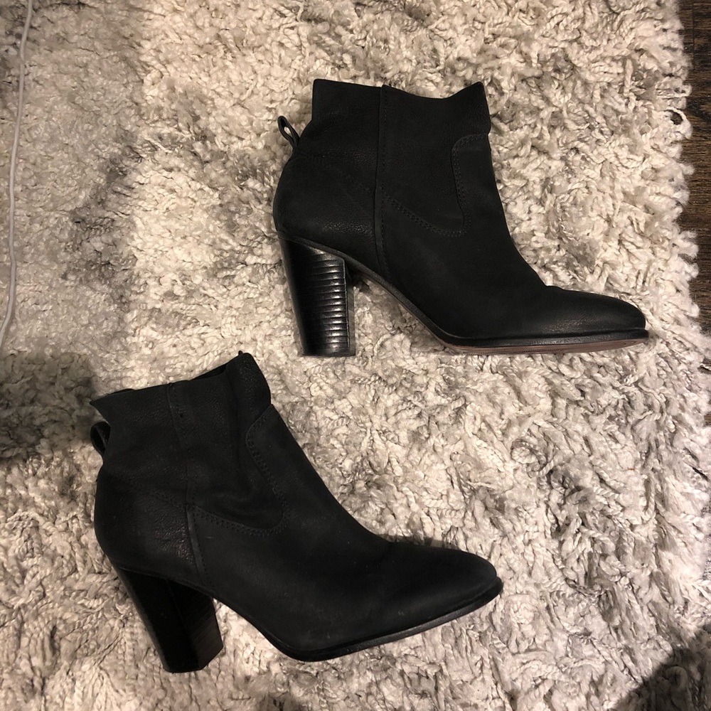 Vince Camuto Block Heel Bootie